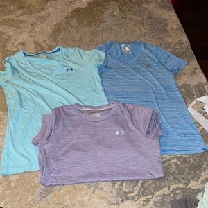Under Armour Short sleeve workout tops medium & large